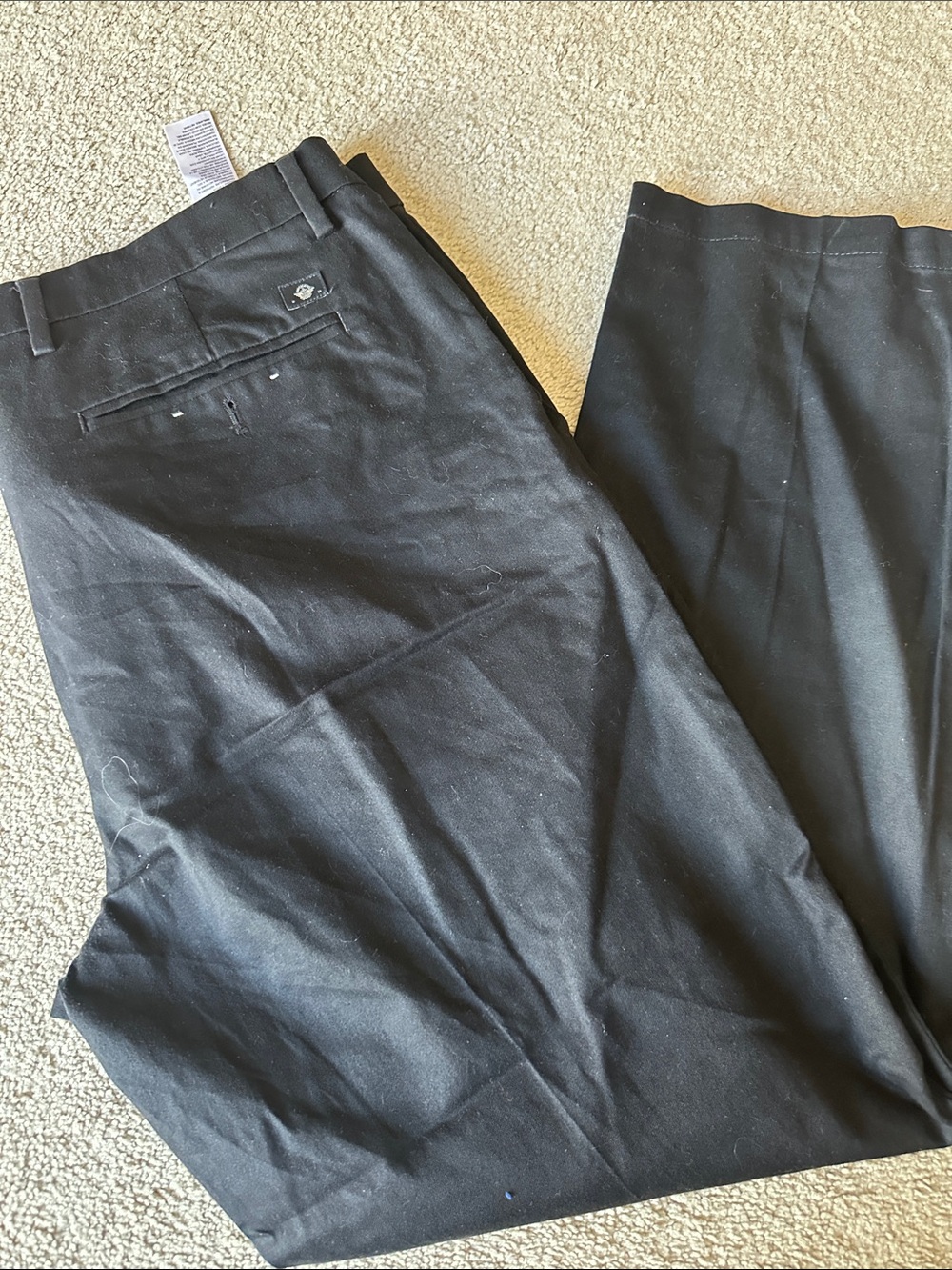 Dockers Men's Black Dress Pants - Sleek Flat Front